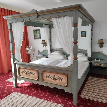 Tilman Riemenschneider 4*