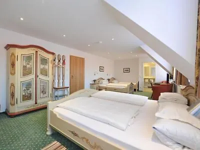 Tilman Riemenschneider 4*