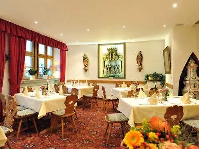 Tilman Riemenschneider Hotel 4*