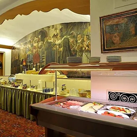 Tilman Riemenschneider By Ans Hotel